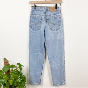 Vintage Levi’s 550 Relaxed Fit USA Jeans